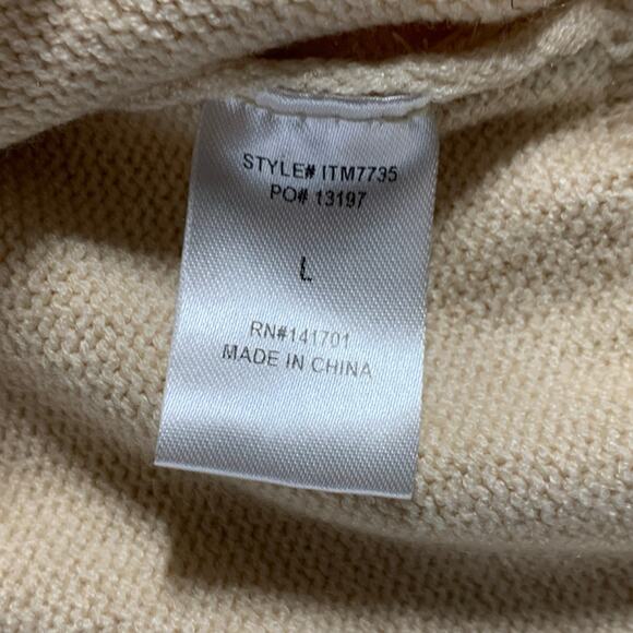 143 Story Line Up L NEW Ivory Ruffle Trim V Neck Cardigan Neutral - Picture 8 of 8